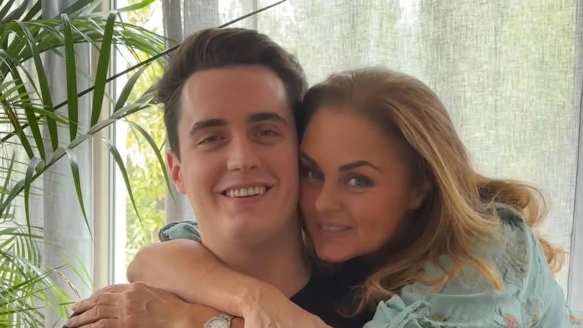 Un cristiano, hijo de Carine, del hijo del hijo de Mole, indica el cambio corpor...