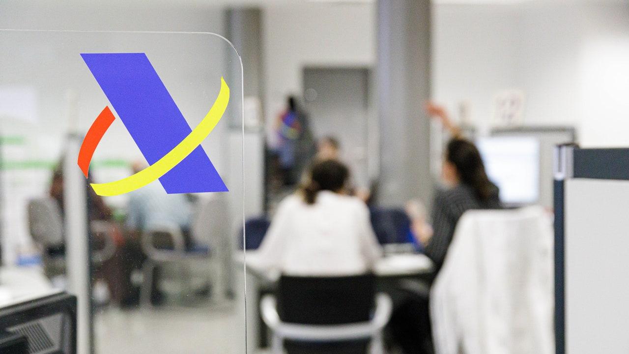 La introducción de aplicaciones electrónicas eficaces obliga a la empresa: las transacciones comerci...