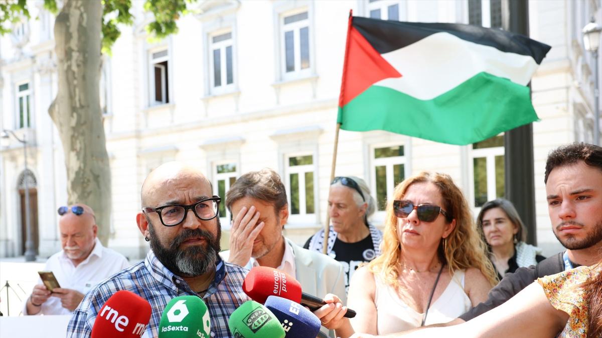 Dos activistas rechazan los lollots españoles firmando el exilio de Israel | General